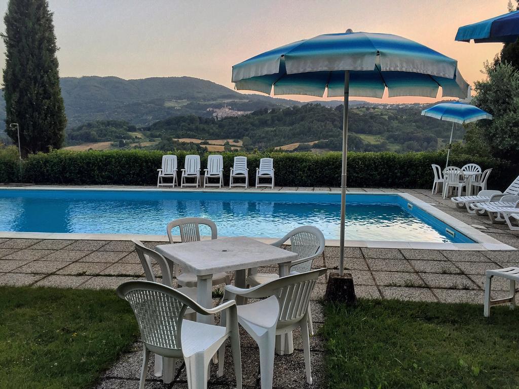 Agriturismo Le Cerinaie Castelnuovo di Val di Cecina Exterior foto